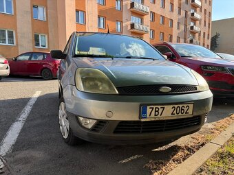 Ford Fiesta 2005 benzín - 5