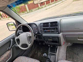 Suzuki Jimny 1.3 benzin 4x4 - 5