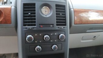 Chrysler Town Country 3,3 LPG, 08, tažné - 5