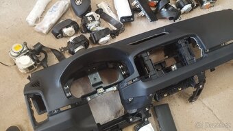 Airbagová sada Škoda Karoq s novou originální deskou - 5