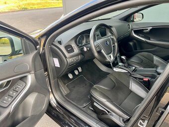 Volvo V40 D2 88kW R-Design VÝHŘEV Bi-Xenony NAVI Senzory - 5