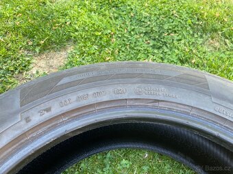 Continental 235/55R19 letní - 5