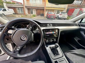 VW Passat 2.0 Tdi 140 kw, Rline, Čr, 2018, 101 tkm - 5