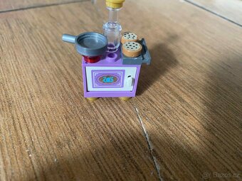 Lego disney locika ve vezi - 5