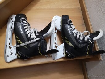Profi brusle CCM Tacks 6052 vel. 6 D (EUR 40) - 5
