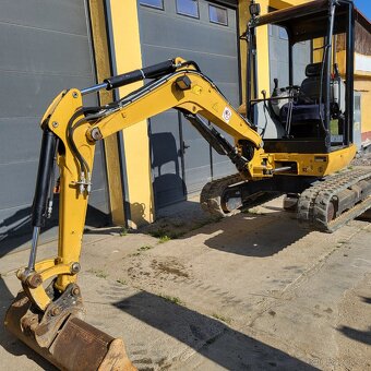 CAT 302.7D CR - 5