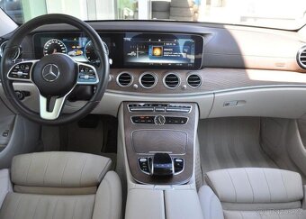 Mercedes-Benz Třídy E 220d 4MATIC - 5