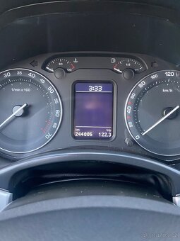 Škoda Octavia II 1.6 MPI - 5