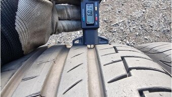 Letní pneu 225/45/17 Continental - 5