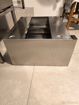 Podstavec pod troubu / kynárnu - 5