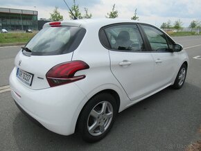Peugeot 208 1.2i nové v ČR - 5
