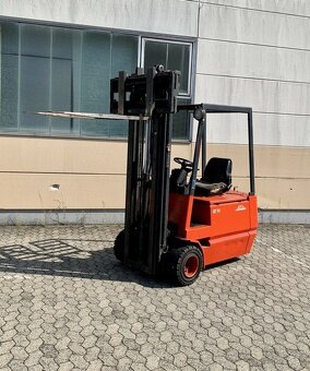 Linde E18 elektrický vysokozdvižný vozík Triplex vysokozdviž - 5
