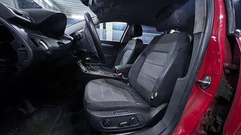 Vůz na náhradní díly VW Passat B7 kombi 2011 CDGA KWB LY3D - 5