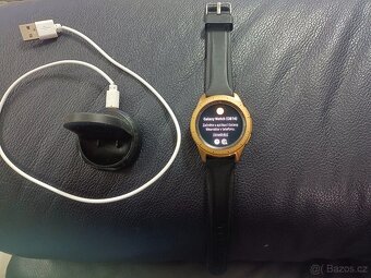 Chytré hodinky Samsung Galaxy Watch 42mm SM-R810, nabíječka - 5