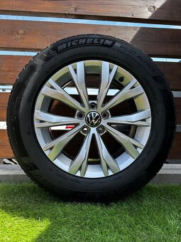 Alu kola 5x112 r17 s pneu (tig40) - 5