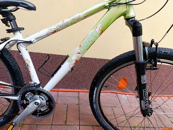 Dámské Kolo KTM Baggy Sue - ALu rám 14,5" - DEORE XT - 5