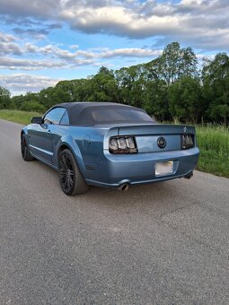 Prodám Ford mustang gt 4.6 cabrio - 5