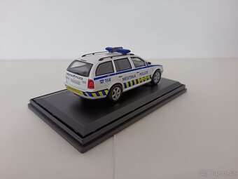 Škoda Octavia combi Mestská Polície,1:43,Abrex - 5