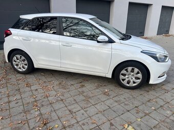 Hyundai i20 1.2 benzin — 1 majitel - 84 tis km - Kupene v SR - 5