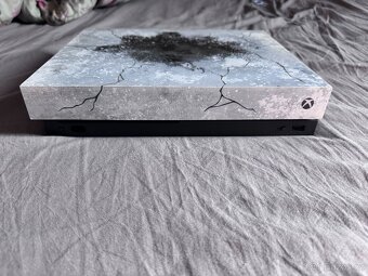 Xbox one x gears of war - 5