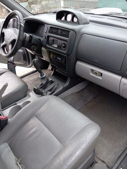 Mitsubishi Pajero  Sport - 5