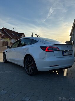Tesla Model 3 Performance | Malý nájezd - 5