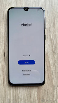 Samsung A40 4GB RAM, 64GB Uložiště, android 11 - 5