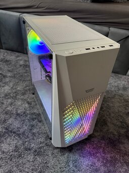 Herní PC na hraní her ve Full HD. - 5