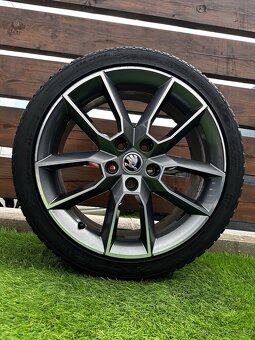 Alu kola 5x112 r18 s pneu (gemini) - 5