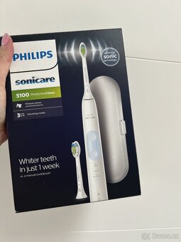 Elektricky kartaček Philips Sonicare 5100 - 5