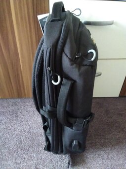 Oiginál nový batoh Swiss Peak. - 5