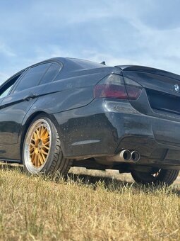 BMW E90 - 5
