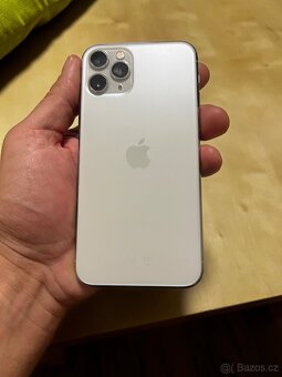 I Phone 11 pro - 5