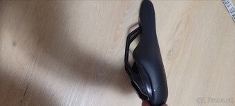 Super dámské turistické sedlo Force - 5