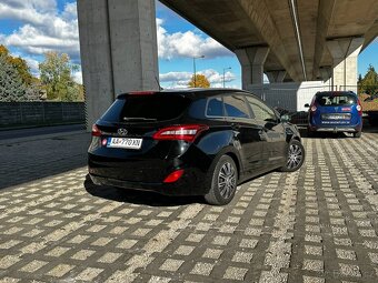 Hyundai i30 Kombi 1.6 CRDi - 5