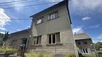 Prodej rodinného domu 180m2 s rozlehlým pozemkem 1270m2 u Ol - 5