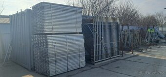 Prodám Kvalitní rámové lešení - 5