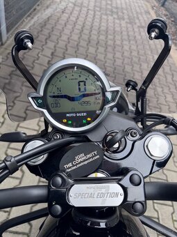 Moto Guzzi V7 Special Edition - 5