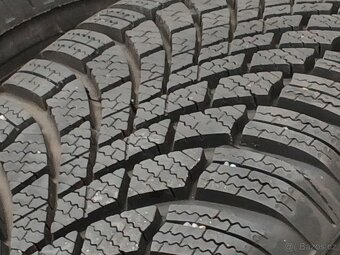 Zánovní zimní orig alu Škoda Fabia 4, 185/65/15 vzorek 8mm - 5