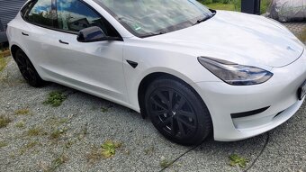 Tesla 3 SR+ 2023 IHNED K PŘEDÁNÍ - 5