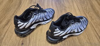 NIKE sportovni - 5