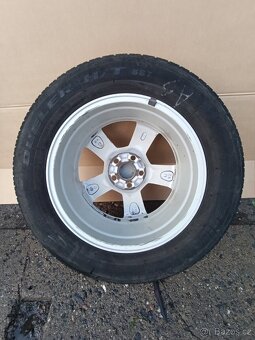 Toyota RAV4 17x7J- pneu M+S - 5