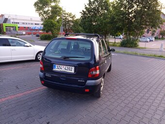 Renault Scenic - 5