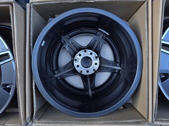 5x112 R18 Mercedes C klass W206 AMG - 5