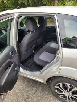 Ford Fiesta - 5