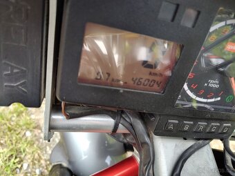 Aprilia RSV 1000 Tuono. 1.gen. - 5