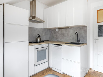 Pronájem bytu 1+kk, Holečkova, Smíchov, 17900 Kč/měs, 35 m2 - 5