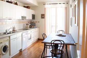 V centru Nice, Francie čeká na vás exkluzivní apartmán 4+1 - 5