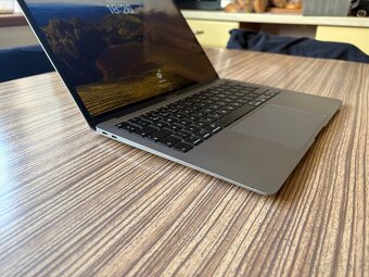 MacBook Air 2020 - 5