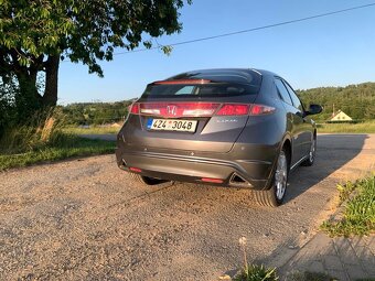 Honda Civic 8g Ufo - 5